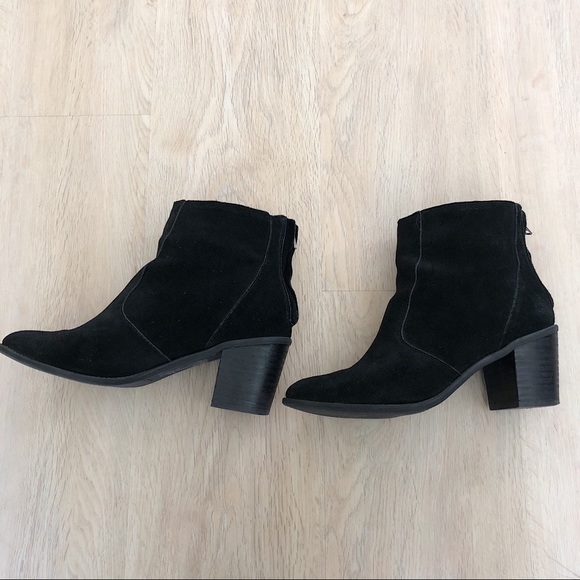 Crown Vintage Shoes - CROWN VINTAGE black suede ankle boots